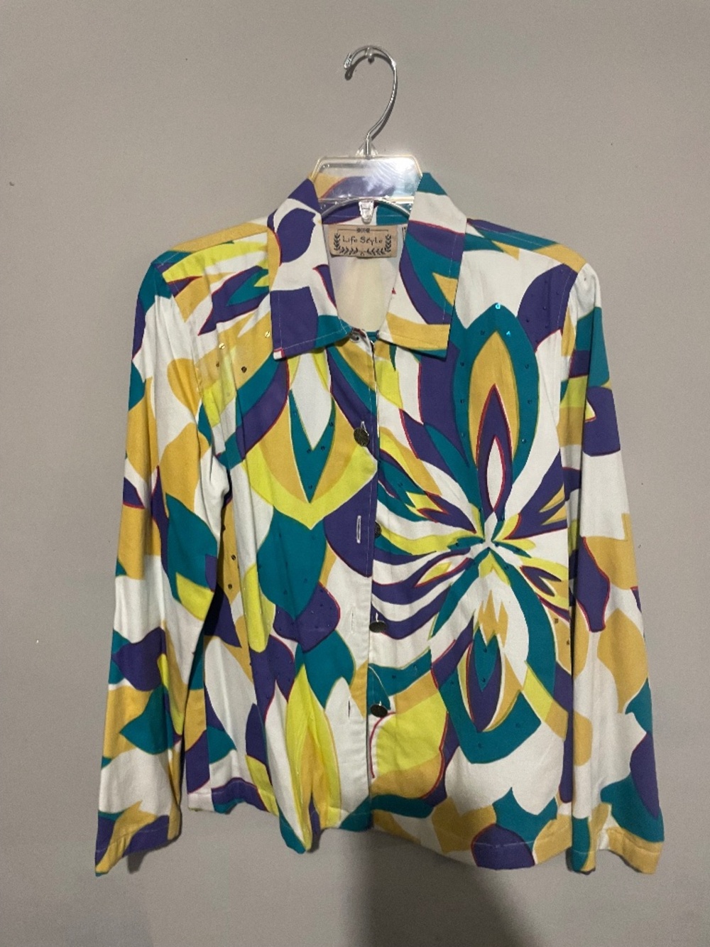 Lifestyle women’s size small 100% cotton button up blue and yellow jacket